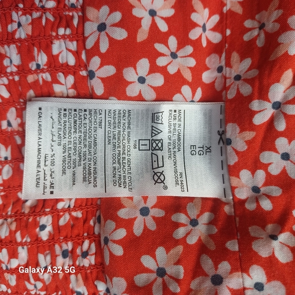 Old Navy  Red Patterned Women's Jumpsuit Size XL - Picture 16 of 16